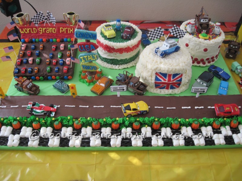 Awesome CARS 2 Scene Made of Cakes for a 4th Birthday