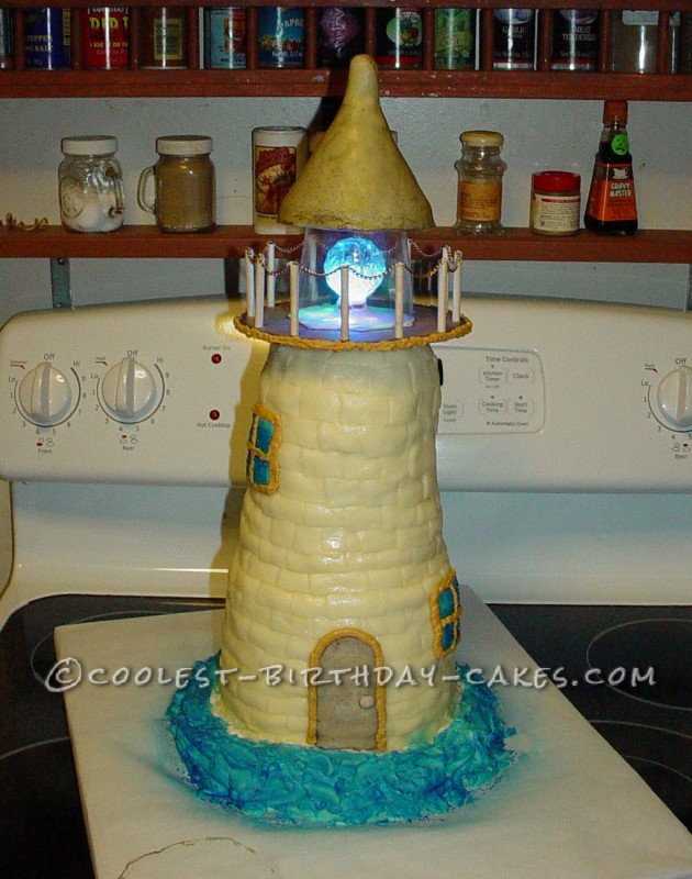 coolest-surprise-lighthouse-cake-for-70th-birthday