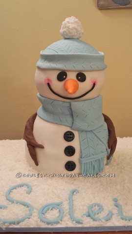 Lovable Snowman Cake