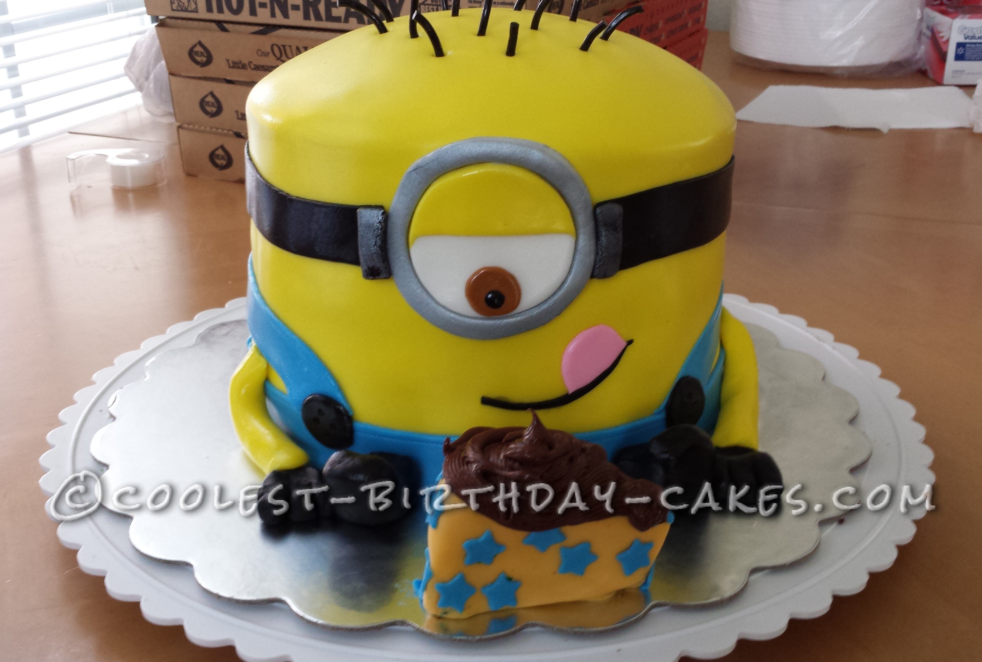 Minion Party Cake | Winni.in