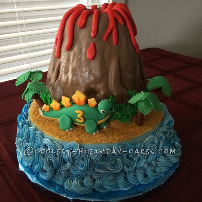 Erupting Volcano Cake!