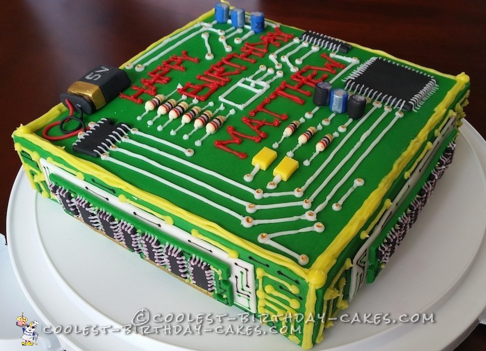 Kaykes - Techie cake for a computer guy! Eggless... | Facebook