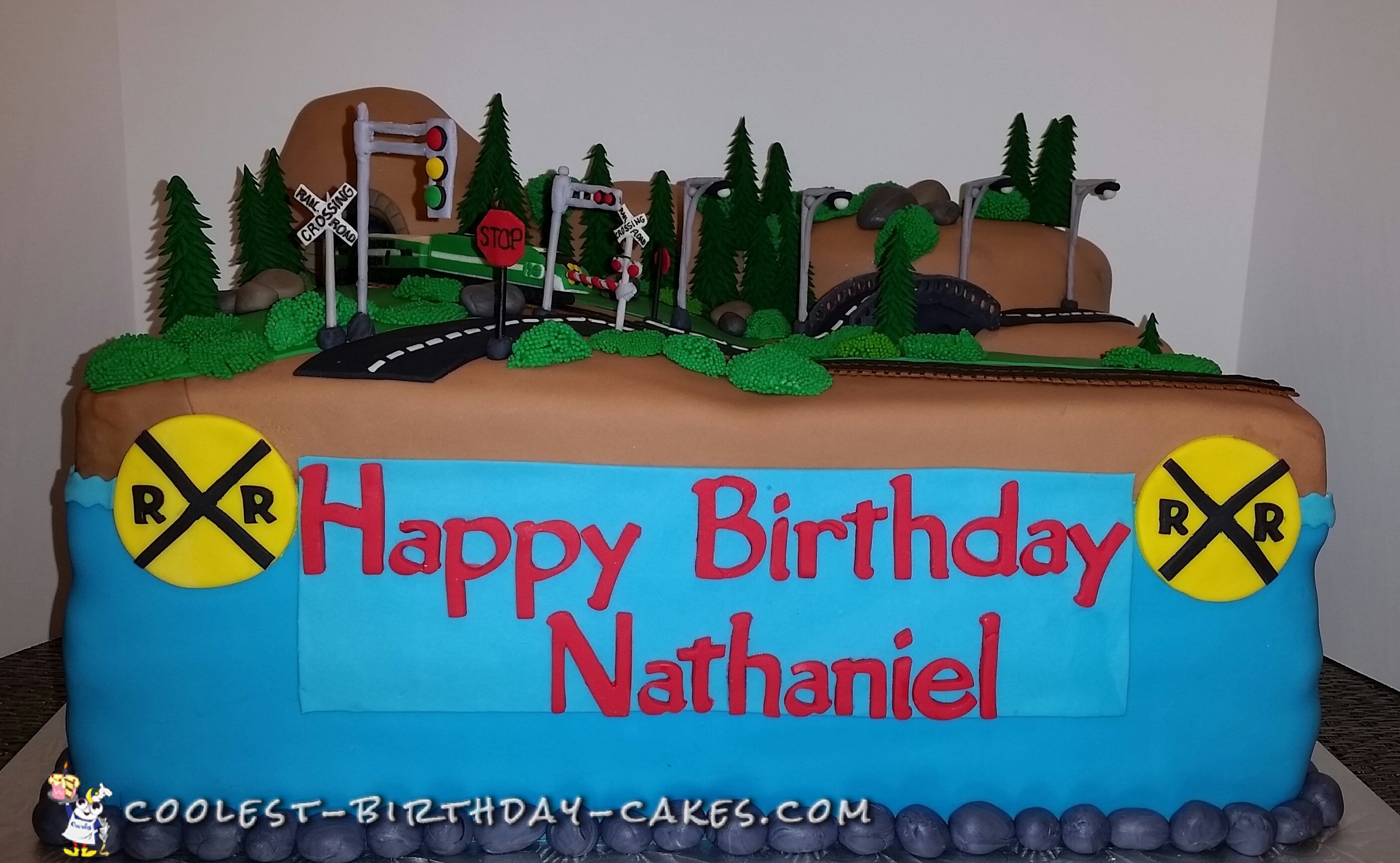 1000 Coolest Kids Birthday Cakes Planes Trains And Automobiles