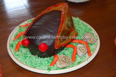 [Image: coolest-cicada-cake-21524524.jpg]