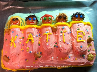 Model eleven year olds -celebration - birthday cake